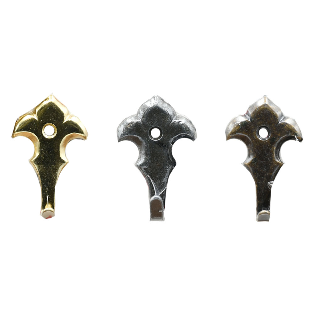 1PZ Gancio per Quadri 'giglio Magnum' mm 45 - pz. 2 oro — Casalinghi e organizzazione — rif. FERX.30642NLM 1PZ Gancio per Quadri 'giglio Magnum' mm 45 - pz. 2 oro — Casalinghi e organizzazione — rif. FERX.30642NLM