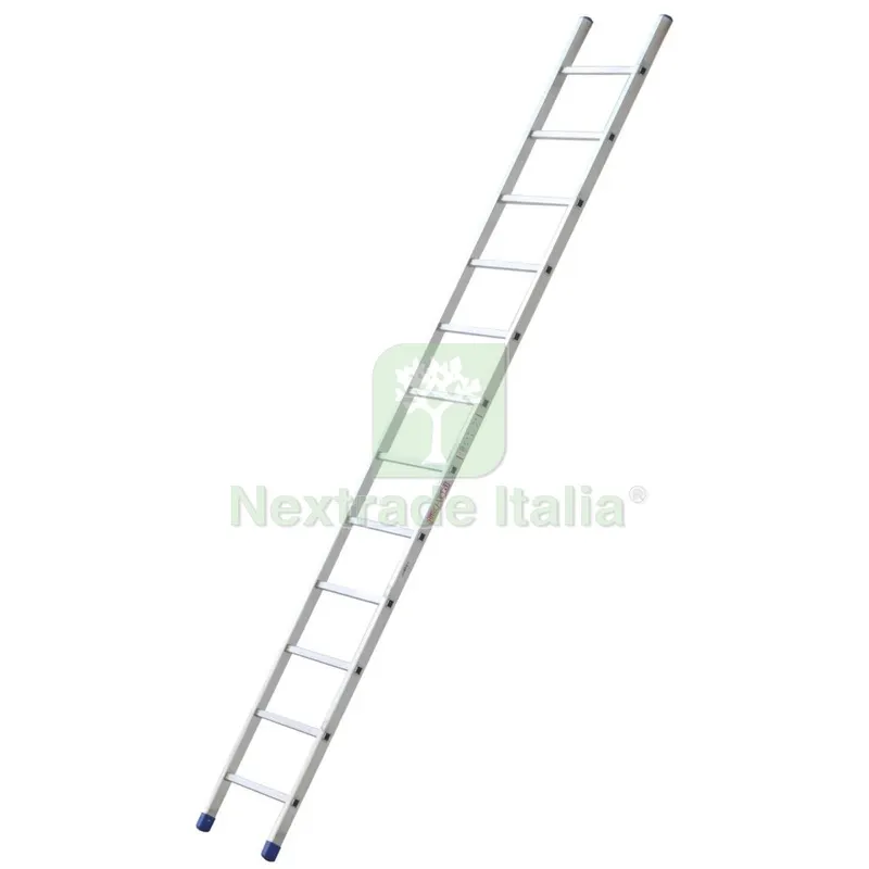SCALA ALLUMINIO SEMPLICE 15 GRADINI 4,5 M — Casalinghi e organizzazione — rif. FERX.10082 SCALA ALLUMINIO SEMPLICE 15 GRADINI 4,5 M — Casalinghi e organizzazione — rif. FERX.10082