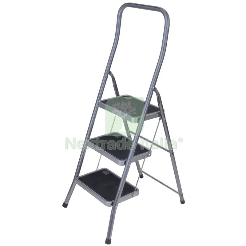 SGABELLO FACAL SUPER EFFE MOD. SF/3FE — Arredo — rif. FERX.2783 SGABELLO FACAL SUPER EFFE MOD. SF/3FE — Arredo — rif. FERX.2783