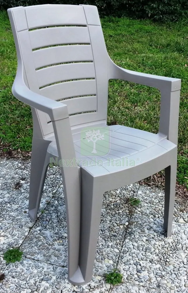 POLTRONA CON BRACCIOLI 'CLEOPATRA' TORTORA — Arredo — rif. FERX.92523 POLTRONA CON BRACCIOLI 'CLEOPATRA' TORTORA — Arredo — rif. FERX.92523