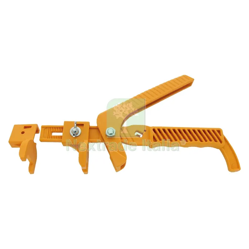 PINZA IN PVC A TRAZIONE REGOLABILE PER CUNEI cm. 27,5 x 15 — Pinze e tronchesi — rif. FERX.1016092NLM PINZA IN PVC A TRAZIONE REGOLABILE PER CUNEI cm. 27,5 x 15 — Pinze e tronchesi — rif. FERX.1016092NLM