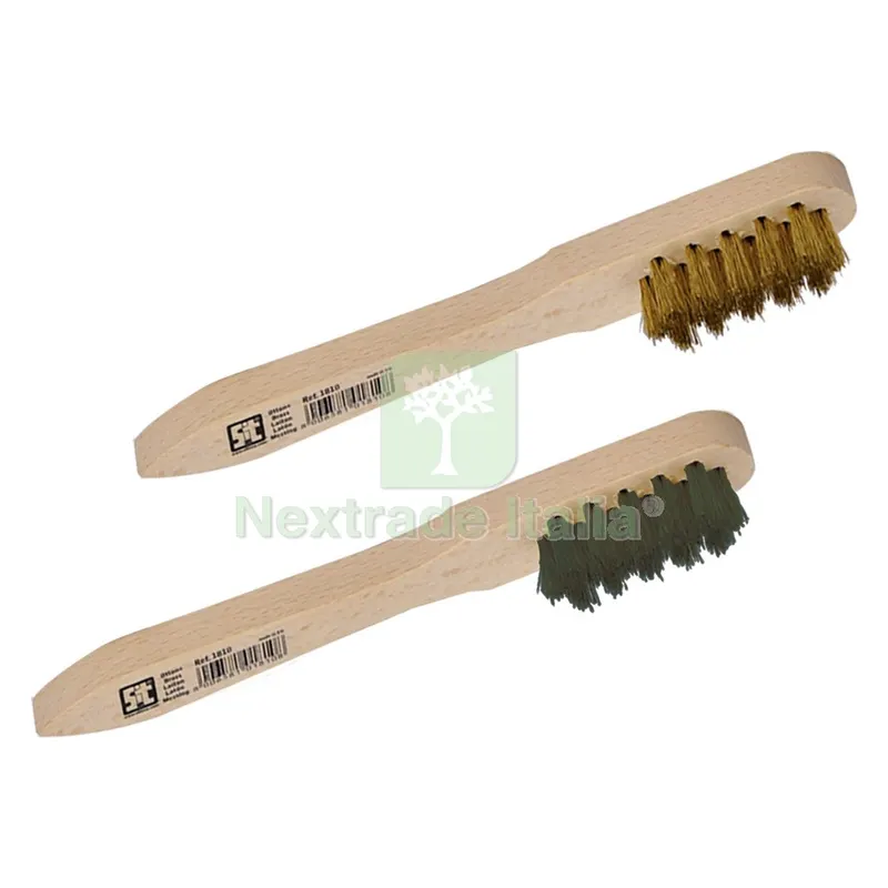 SPAZZOLA A MANO PER CANDELE mm 150x35 - fili acciaio ømm 0,15 — Spazzole metalliche manuali — rif. FERX.502961NLM SPAZZOLA A MANO PER CANDELE mm 150x35 - fili acciaio ømm 0,15 — Spazzole metalliche manuali — rif. FERX.502961NLM