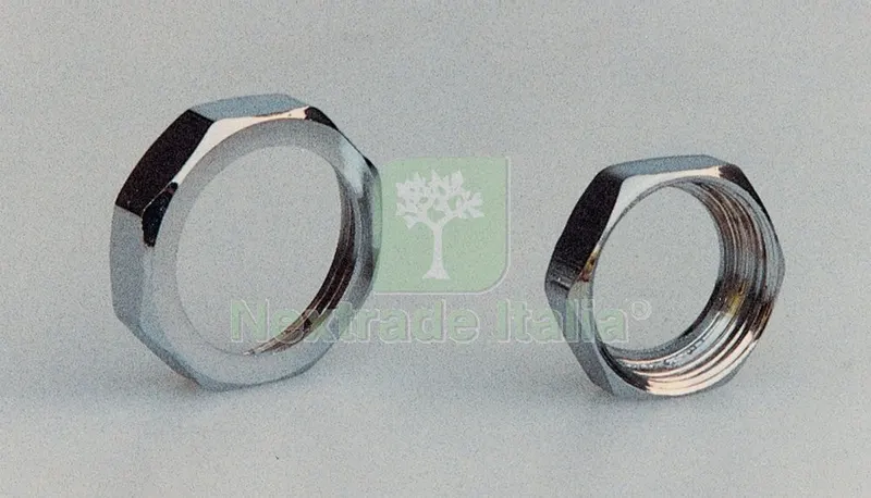 20PZ DADI CROMATI PER CANOTTI ATTACCO 1 1/4 — Bulloni, dadi e rondelle — rif. FERX.12136 20PZ DADI CROMATI PER CANOTTI ATTACCO 1 1/4 — Bulloni, dadi e rondelle — rif. FERX.12136