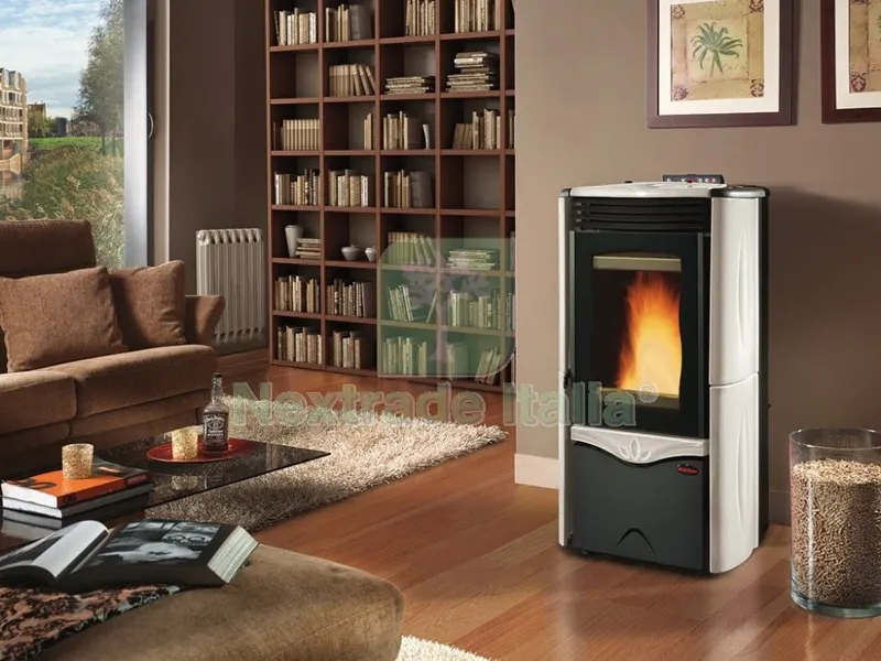 Stufa Pellet KW.14 Duchessa Idro Ceramica Bianca — Stufe e camini — rif. FERX.16060