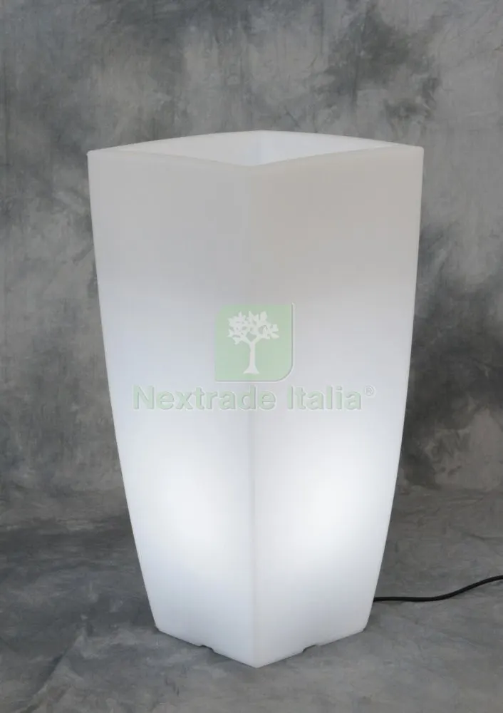 VASO HOME LIGHT QUADRO DIMENSIONI CM 33X33X70H COLORE BIANCO GHIACCIO — Vasi e fioriere — rif. FERX.16204 VASO HOME LIGHT QUADRO DIMENSIONI CM 33X33X70H COLORE BIANCO GHIACCIO — Vasi e fioriere — rif. FERX.16204