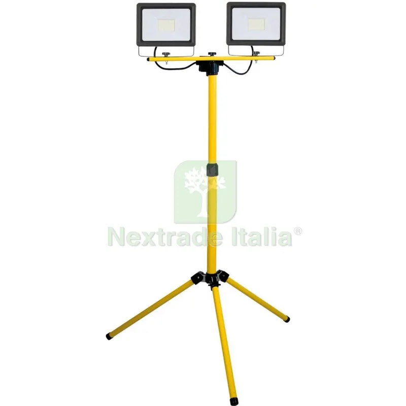 FME 62.682 Proiettore LED 2X50W 2X4000 Lumen con Treppiedi — Illuminazione — rif. FERX.2103 FME 62.682 Proiettore LED 2X50W 2X4000 Lumen con Treppiedi — Illuminazione — rif. FERX.2103