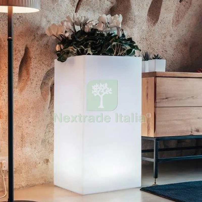 VASO HOME LIGHT CUBO CM. 40X40X80H BIANCO — Vasi e fioriere — rif. FERX.220