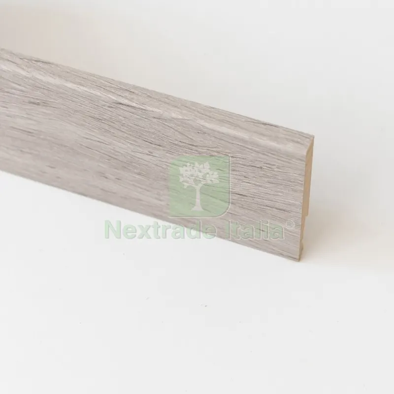 5PZ BATTISCOPA IN MDF ROVERE GRIGIO MM.11/14X80X2400 — Profili e angolari decorativi — rif. FERX.2234 5PZ BATTISCOPA IN MDF ROVERE GRIGIO MM.11/14X80X2400 — Profili e angolari decorativi — rif. FERX.2234