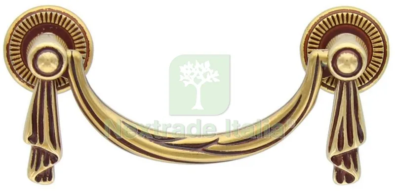 25PZ Maniglia Antichizzata ART.03093 MM. 84X40 Patine' — Maniglie e pomelli — rif. FERX.26057 25PZ Maniglia Antichizzata ART.03093 MM. 84X40 Patine' — Maniglie e pomelli — rif. FERX.26057