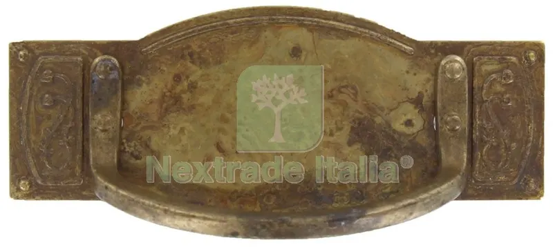 25PZ Maniglia Antichizzata ART.18328 MM.100X43 Ottone Antico — Maniglie e pomelli — rif. FERX.26064 25PZ Maniglia Antichizzata ART.18328 MM.100X43 Ottone Antico — Maniglie e pomelli — rif. FERX.26064