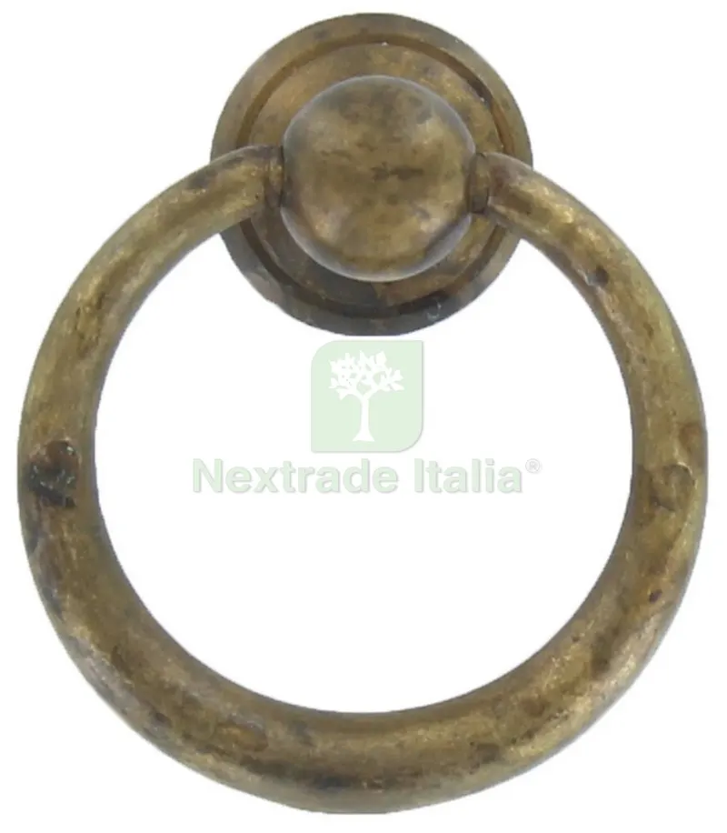 50PZ Maniglia Antichizzata ART.09202 MM.33X39 Ottone Antico — Maniglie e pomelli — rif. FERX.26536 50PZ Maniglia Antichizzata ART.09202 MM.33X39 Ottone Antico — Maniglie e pomelli — rif. FERX.26536