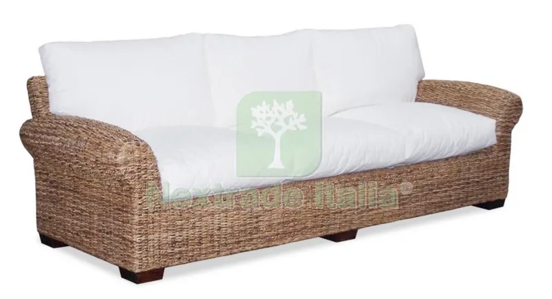 Divano "luna" in Abaca 3 Posti con Cuscino Ecru — Arredo — rif. FERX.27011 Divano "luna" in Abaca 3 Posti con Cuscino Ecru — Arredo — rif. FERX.27011