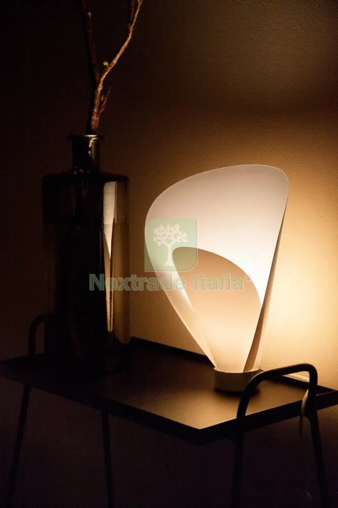 Philips Lampada da Tavolo Modello Pine — Illuminazione — rif. FERX.40845 Philips Lampada da Tavolo Modello Pine — Illuminazione — rif. FERX.40845