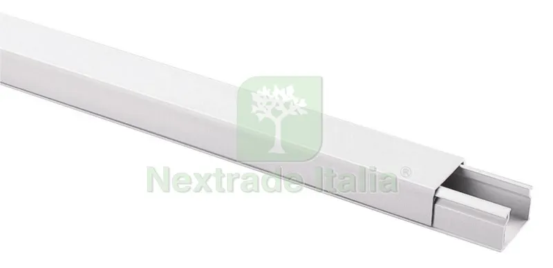 MINICANALINA CON COPERCHIO AVVOLGENTE 30X10 2 SC.H.200 — Canaline e centralini — rif. FERX.45075 MINICANALINA CON COPERCHIO AVVOLGENTE 30X10 2 SC.H.200 — Canaline e centralini — rif. FERX.45075