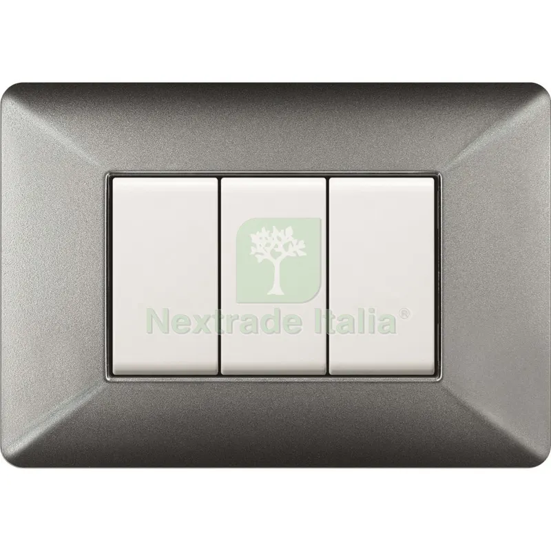 10PZ PLACCA EASY MOD. MATIX ALLUMINIO NOTTE 3 POSTI — Interruttori e prese — rif. FERX.500569 10PZ PLACCA EASY MOD. MATIX ALLUMINIO NOTTE 3 POSTI — Interruttori e prese — rif. FERX.500569