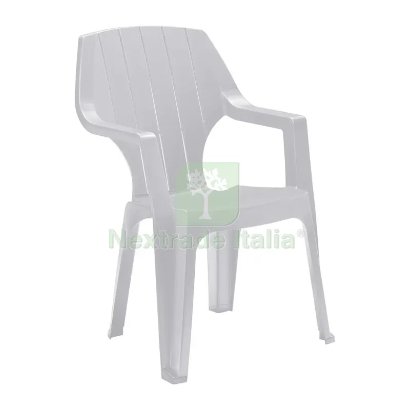Poltrona Resina Modello Alta Bianca — Arredo — rif. FERX.501037 Poltrona Resina Modello Alta Bianca — Arredo — rif. FERX.501037