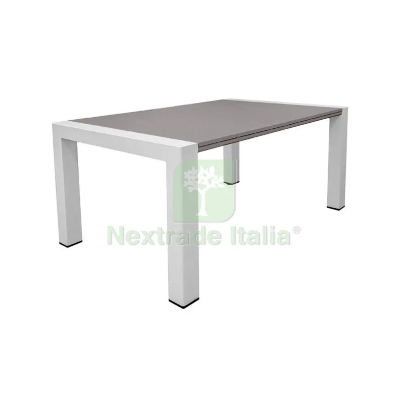 Tavolo Milano City Life CM 98X90/160 — Tempo libero outdoor — rif. FERX.501134 Tavolo Milano City Life CM 98X90/160 — Tempo libero outdoor — rif. FERX.501134