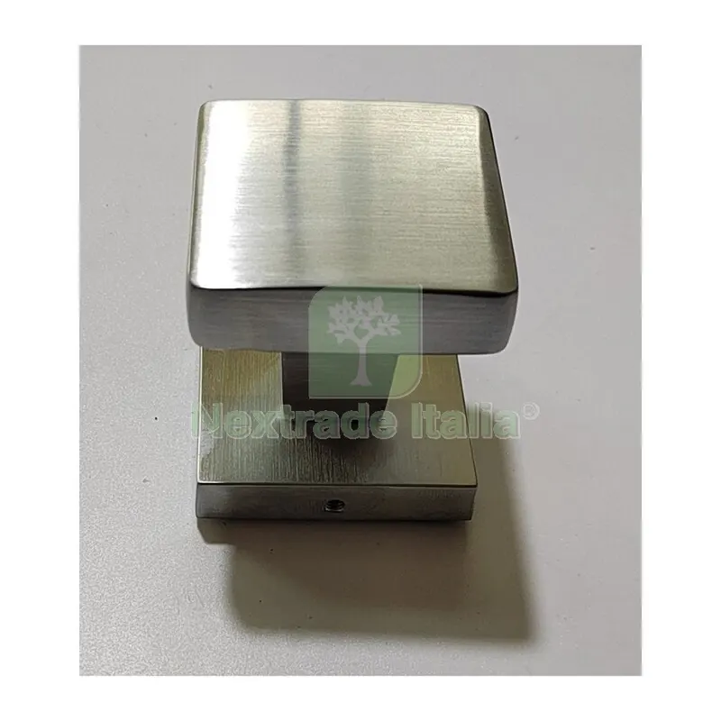 Pomolo Zama Quadro Nerano Cromo Satinato — Maniglie e pomelli — rif. FERX.505555