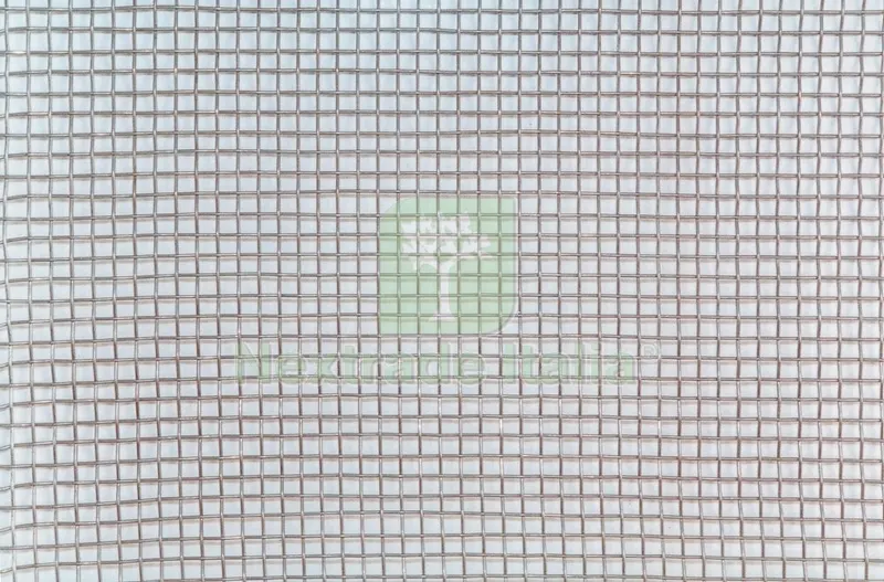 30KG RETE PER RECINZIONE A MAGLIA QUADRA TELA IN ACCIAIO MM 2X2 FILO 0,7 MM ALTEZZA 80 CM 30 KG ROTOLO DA CIRCA 14 MT — Reti e recinzioni — rif. FERX.5064