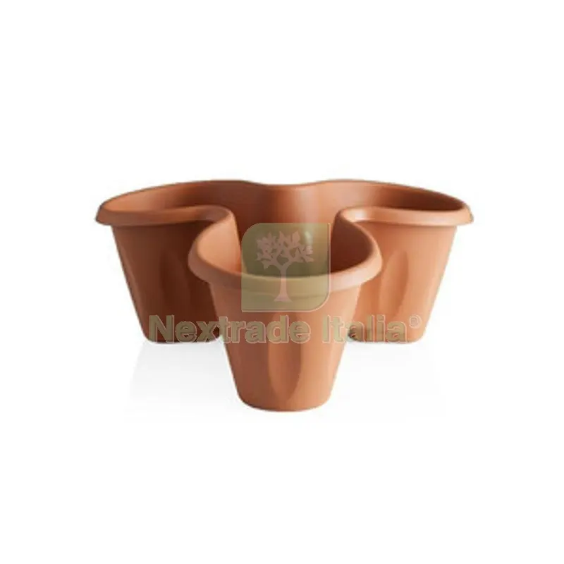 Vaso Trifoglio Set 3PZ Terracotta — Vasi e fioriere — rif. FERX.508925 Vaso Trifoglio Set 3PZ Terracotta — Vasi e fioriere — rif. FERX.508925