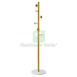 Appendiabiti Jerry Metallo Oro DIM 37X37X173CM — Casalinghi e organizzazione — rif. FERX.557269 Appendiabiti Jerry Metallo Oro DIM 37X37X173CM — Casalinghi e organizzazione — rif. FERX.557269