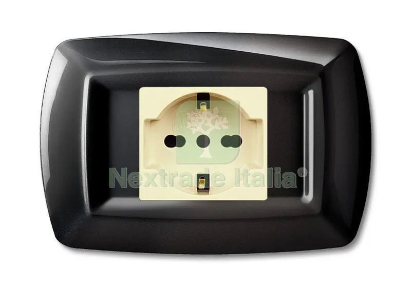 10PZ TONDO' PLACCA MOD.MAGIC IN TERMOPLASTICA,PRESA SHUKO, COLORE BIANCO ORO — Interruttori e prese — rif. FERX.5907
