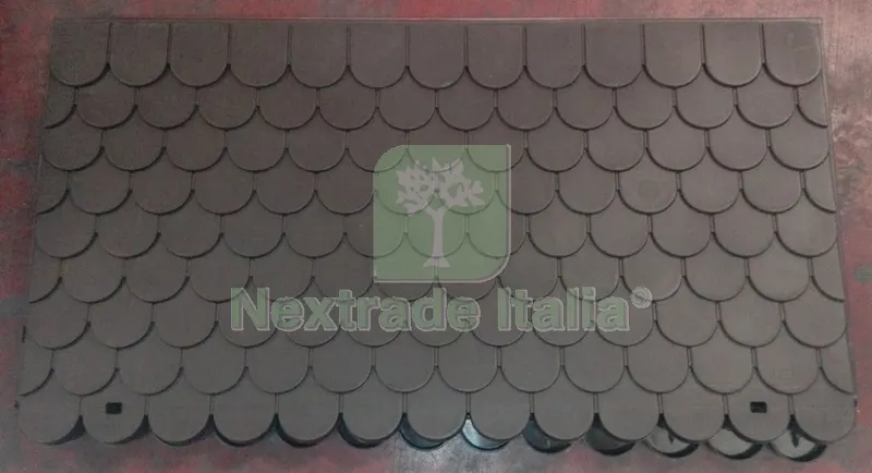 CUCCIA X CANI PVC (TETTO) — Igiene e accessori animali — rif. FERX.601663 CUCCIA X CANI PVC (TETTO) — Igiene e accessori animali — rif. FERX.601663
