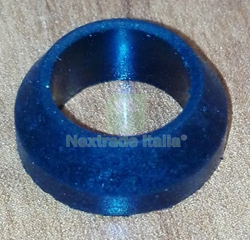 Pompa Plastica Primavera(gommino Prolunga) — Interruttori e prese — rif. FERX.601996 Pompa Plastica Primavera(gommino Prolunga) — Interruttori e prese — rif. FERX.601996