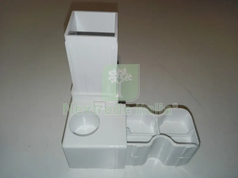 KIT COPRILAVATRICE RESINA(1DESTRA PIEDINO) — Serrature e cilindri — rif. FERX.602145 KIT COPRILAVATRICE RESINA(1DESTRA PIEDINO) — Serrature e cilindri — rif. FERX.602145