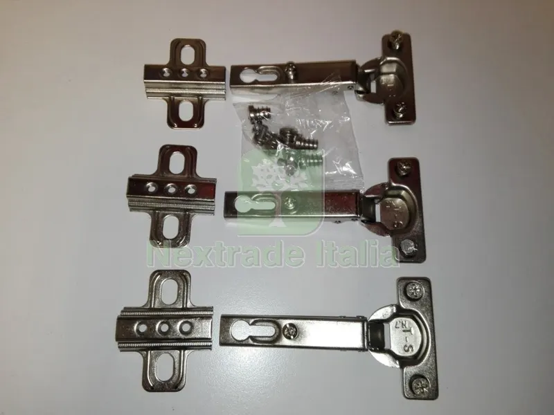 Kit Cucina Colonna 1ANTA Bianco (KIT Cerniere) — Cerniere e cardini — rif. FERX.602169 Kit Cucina Colonna 1ANTA Bianco (KIT Cerniere) — Cerniere e cardini — rif. FERX.602169