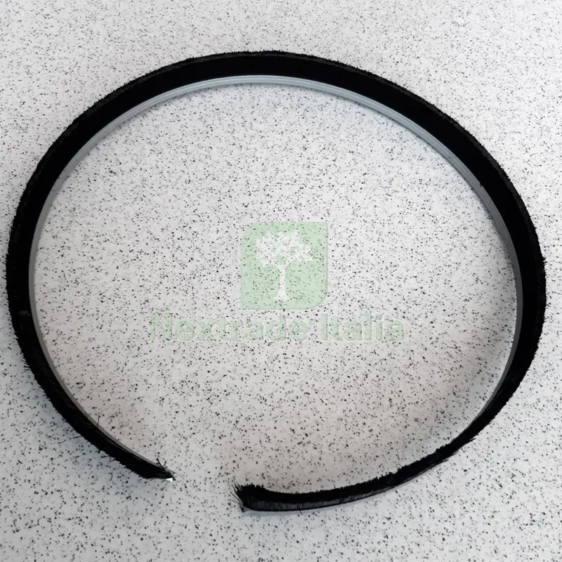 SPAZZOLA X LEVIGATRICE A PARETI MODELLO.WS004 — Smerigliatrici e seghe — rif. FERX.602830 SPAZZOLA X LEVIGATRICE A PARETI MODELLO.WS004 — Smerigliatrici e seghe — rif. FERX.602830
