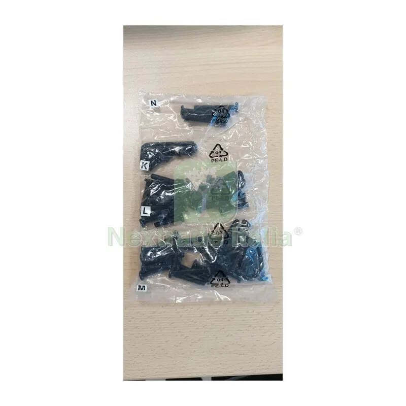 R KIT MONTAGGIO X INDUSTRIAL TAVOLO + 4 SEDIE METAL/QUERCIA — Raccordi a pressare e multistrato — rif. FERX.605024