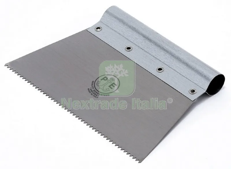 6BLISTER Blister Spatola Dentata Dente Piccoli CM.20 ART. 542 — Spatole e attrezzi per stesura — rif. FERX.63164 6BLISTER Blister Spatola Dentata Dente Piccoli CM.20 ART. 542 — Spatole e attrezzi per stesura — rif. FERX.63164