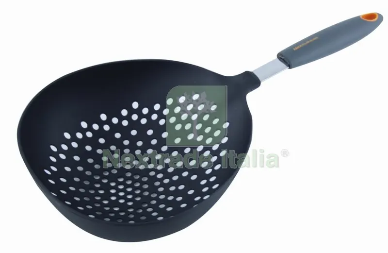 4PZ SCHIUMAROLA JUMBO FACKELMANN ART. 25214 — Casalinghi e organizzazione — rif. FERX.75337 4PZ SCHIUMAROLA JUMBO FACKELMANN ART. 25214 — Casalinghi e organizzazione — rif. FERX.75337
