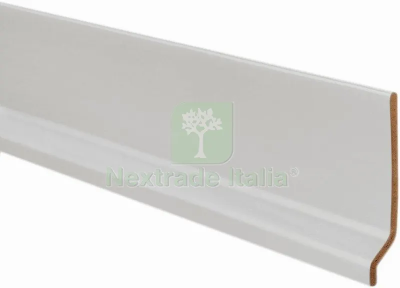 48PZ BATTISCOPA 70X9 PVC ESPANSO 200 CM ARGENTO — Profili e angolari decorativi — rif. FERX.82831 48PZ BATTISCOPA 70X9 PVC ESPANSO 200 CM ARGENTO — Profili e angolari decorativi — rif. FERX.82831