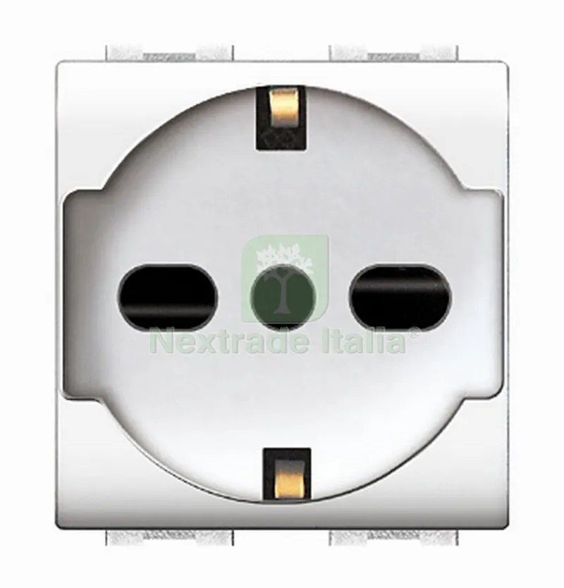 6PZ Life ART. 4050WH Presa Bipasso/Schuko Bianca — Illuminazione — rif. FERX.84017 6PZ Life ART. 4050WH Presa Bipasso/Schuko Bianca — Illuminazione — rif. FERX.84017