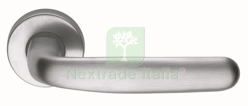 2PZ Maniglia "easy" con Rosetta Cromo Satinato — Maniglie e pomelli — rif. FERX.8584