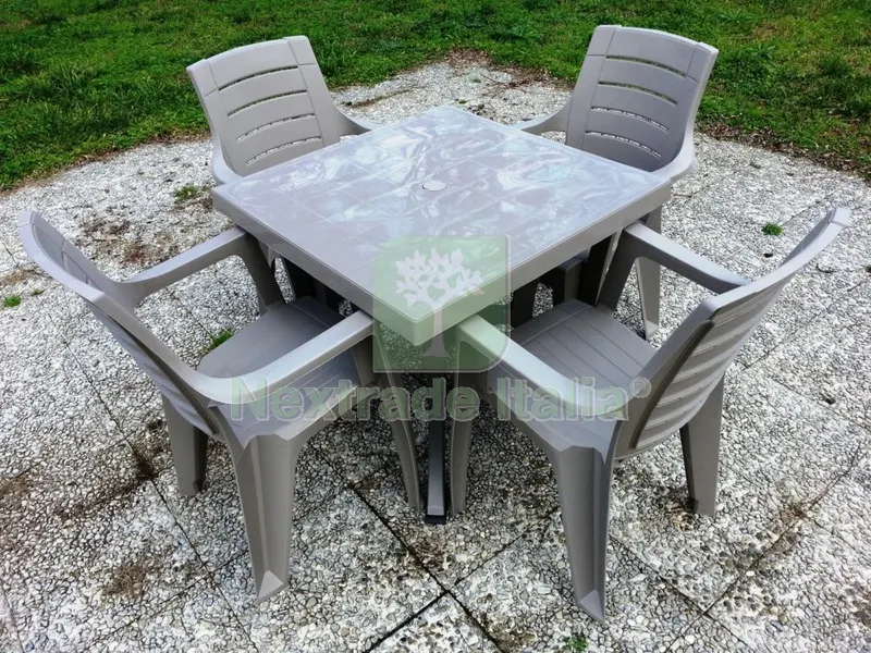 Tavolo con Incrocio 'cleopatra' CM 79X79 Tort. — Casalinghi e organizzazione — rif. FERX.92524