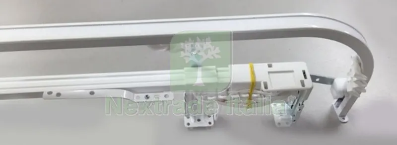SCORRITENDA ESTENSIBILE SIRIO KIT 120/215 CM — Casalinghi e organizzazione — rif. FERX.93168 SCORRITENDA ESTENSIBILE SIRIO KIT 120/215 CM — Casalinghi e organizzazione — rif. FERX.93168