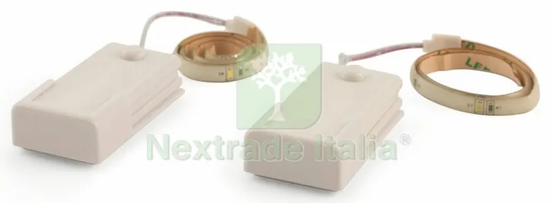 Striscia 12 LED a Batterie con Interuttore Ideale per Armadi CF da 2 Pezzi — Illuminazione — rif. FERX.95867