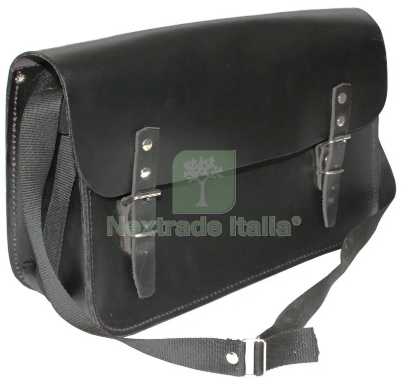 BORSA ELETTRICISTA CM 40X14X24 NERA CON TRACOLLA E SALVASPALLA — Adesivi e sigillanti — rif. FERX.96035 BORSA ELETTRICISTA CM 40X14X24 NERA CON TRACOLLA E SALVASPALLA — Adesivi e sigillanti — rif. FERX.96035