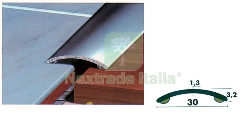 COPRISOGLIA ALLUMINIO ARGENTO ADESIVO CM.200 — Adesivi e sigillanti — rif. FERX.97391