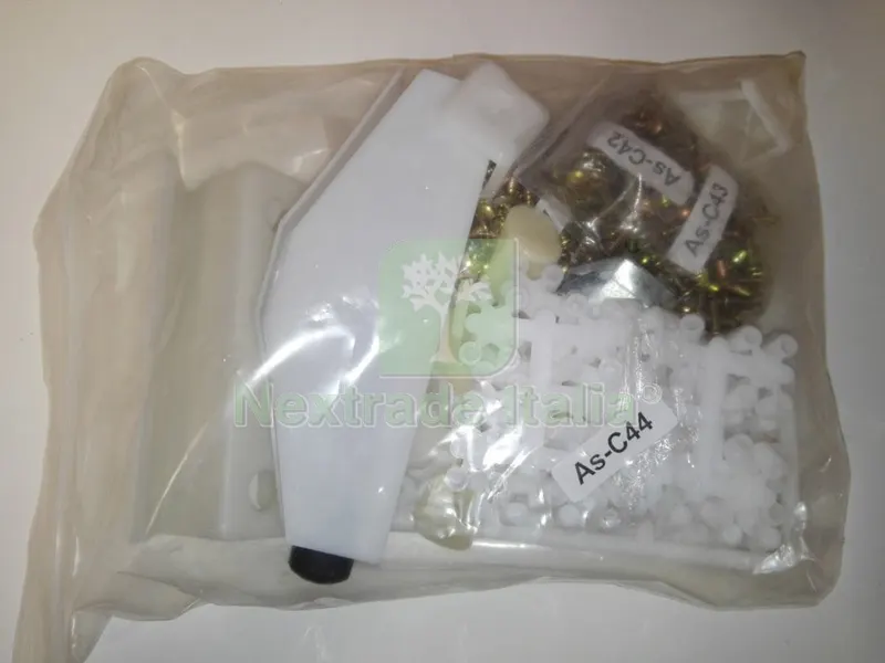 RICOVERO ATTREZZI LAMIERA(KIT MONTAGGIO) — Gazebo e strutture giardino — rif. FERX.602204 RICOVERO ATTREZZI LAMIERA(KIT MONTAGGIO) — Gazebo e strutture giardino — rif. FERX.602204