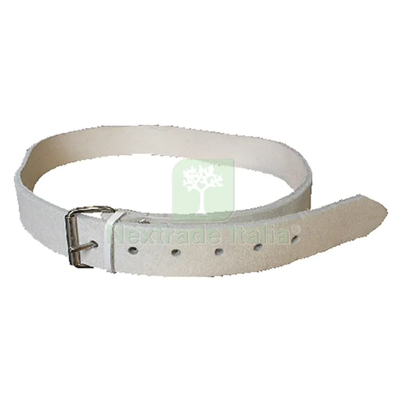 COLLARE PER MUCCA larg. mm 40 lung.cm 120 — Fascette e collari — rif. FERX.680054NLM COLLARE PER MUCCA larg. mm 40 lung.cm 120 — Fascette e collari — rif. FERX.680054NLM