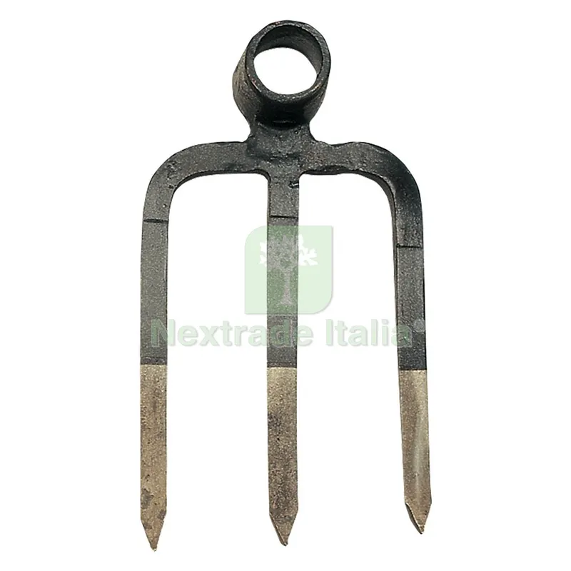 Zappa Tridente ART. '01.65.' dente corto cm 23 — Attrezzi da giardino — rif. FERX.6003340NLM Zappa Tridente ART. '01.65.' dente corto cm 23 — Attrezzi da giardino — rif. FERX.6003340NLM