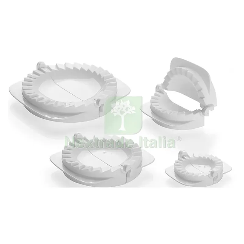 STAMPI PER PANZEROTTI art. 630880 - linea Delicia — Casalinghi e organizzazione — rif. FERX.7905996NLM STAMPI PER PANZEROTTI art. 630880 - linea Delicia — Casalinghi e organizzazione — rif. FERX.7905996NLM