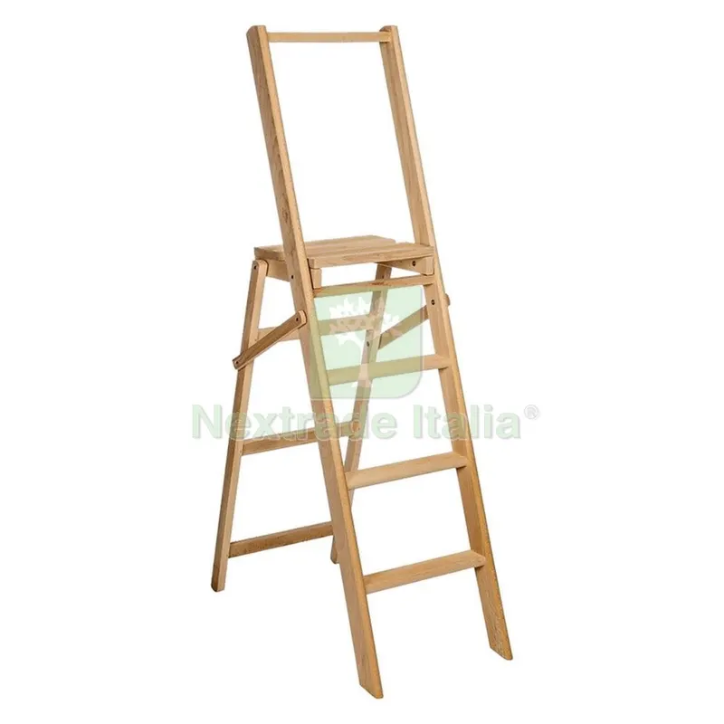 Sgabello con Barra di Appoggio 'scaletta' 4 Gradini - Colore Naturale — Arredo — rif. FERX.7909510NLM Sgabello con Barra di Appoggio 'scaletta' 4 Gradini - Colore Naturale — Arredo — rif. FERX.7909510NLM