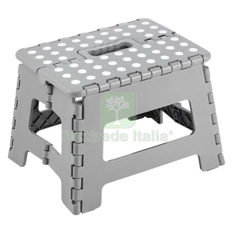 Sgabello Richiudibile cm 30 x 22 x h 22 — Arredo — rif. FERX.805097NLM Sgabello Richiudibile cm 30 x 22 x h 22 — Arredo — rif. FERX.805097NLM