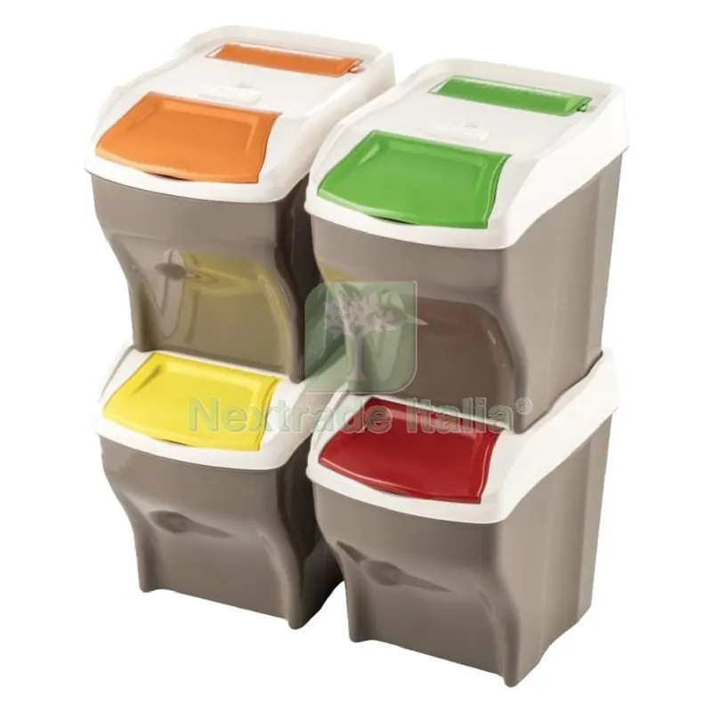 Pattumiera Raccolta Differenziata Set 'poker Plus' 27 lt. cm 30 x 40 x 37,5 h — Casalinghi e organizzazione — rif. FERX.8034396NLM Pattumiera Raccolta Differenziata Set 'poker Plus' 27 lt. cm 30 x 40 x 37,5 h — Casalinghi e organizzazione — rif. FERX.8034396NLM