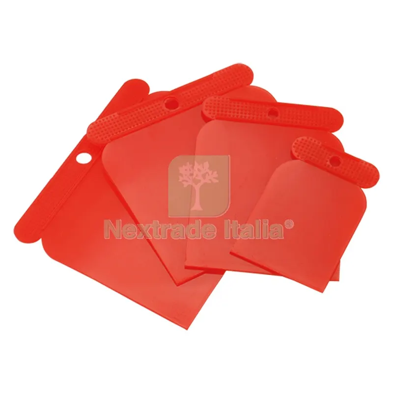 SPATOLE FLESSIBILI IN PLASTICA mm 50-80-100-120 — Spatole e attrezzi per stesura — rif. FERX.900526NLM SPATOLE FLESSIBILI IN PLASTICA mm 50-80-100-120 — Spatole e attrezzi per stesura — rif. FERX.900526NLM